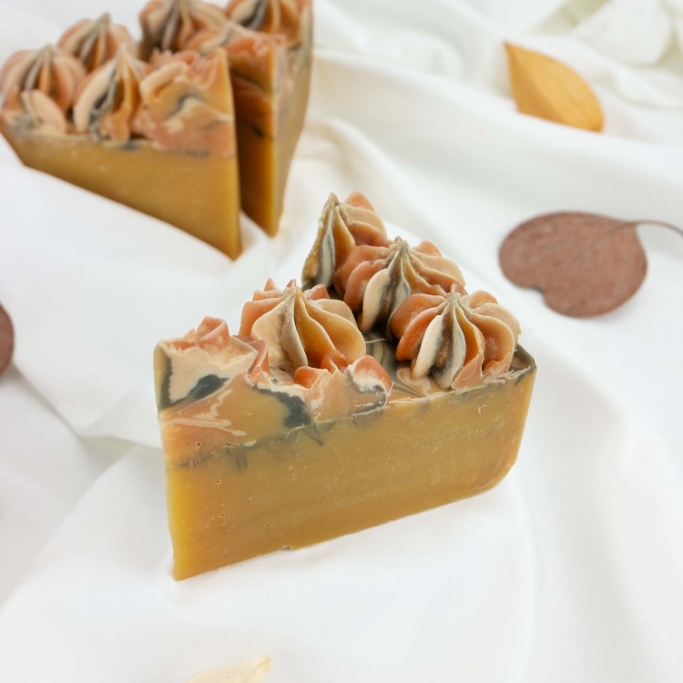 Seife Samhain Tortenstück